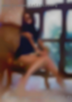 Discreet, experienced, playful.
