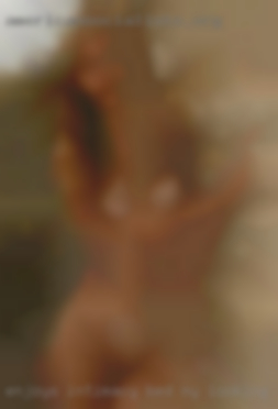 Enjoys intimacy bed NY looking for sex room fun!