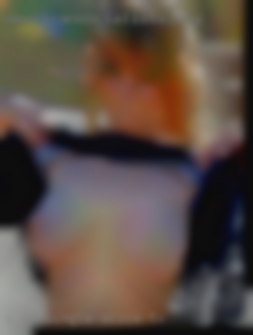 I am single snd sttractive in Alice, TX and funny.