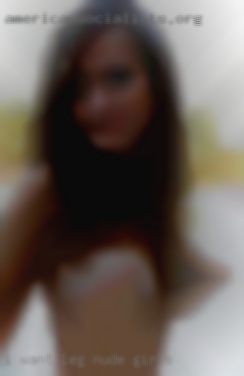 I want leg nude girls  to lick a woman  to the O!!!!