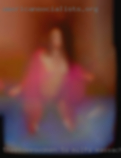 Theesomes.women milfs Massachusetts to chat on line with.
